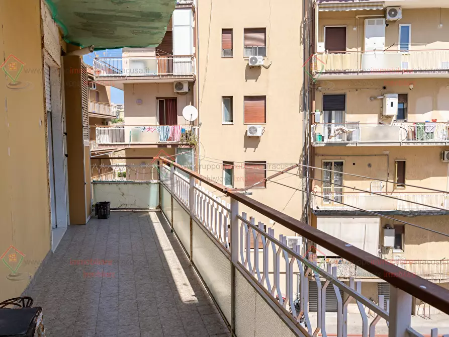 Immagine 25 di Quadrilocale in vendita  a Siracusa