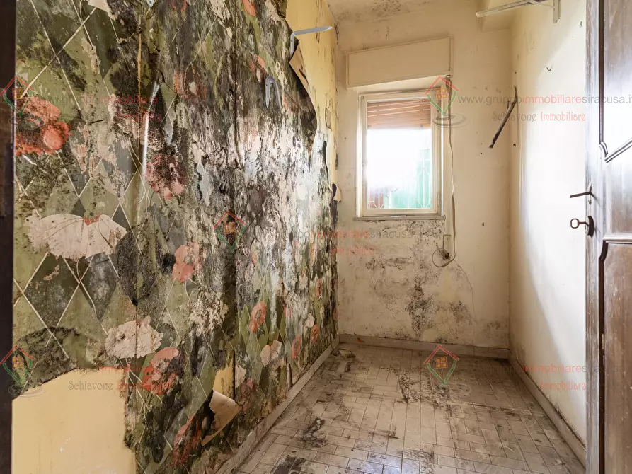 Immagine 19 di Appartamento in vendita  a Siracusa