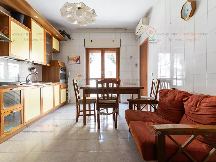 Immagine 5 di Appartamento in affitto  a Siracusa