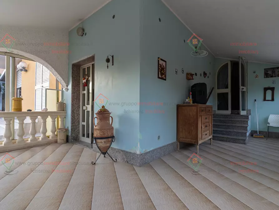 Immagine 17 di Villa in vendita  a Siracusa