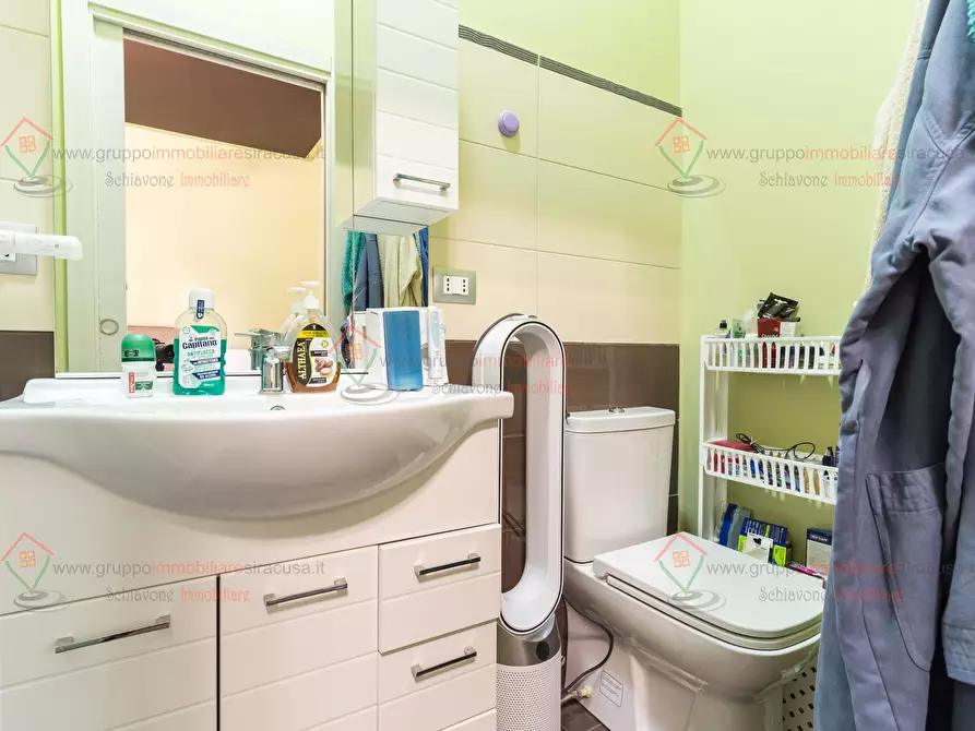 Immagine 20 di Pentalocale in vendita  a Siracusa