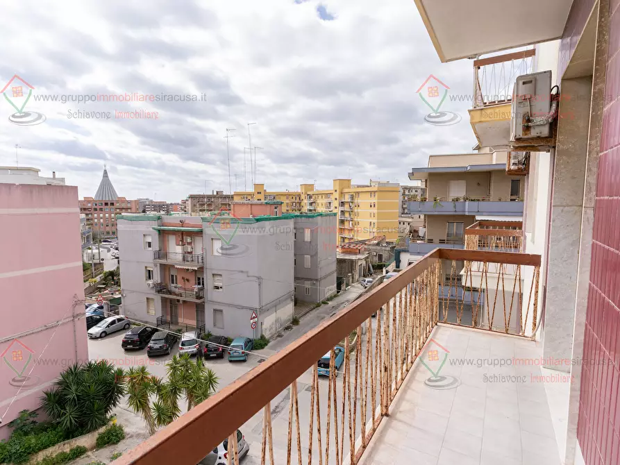 Immagine 23 di Pentalocale in vendita  a Siracusa