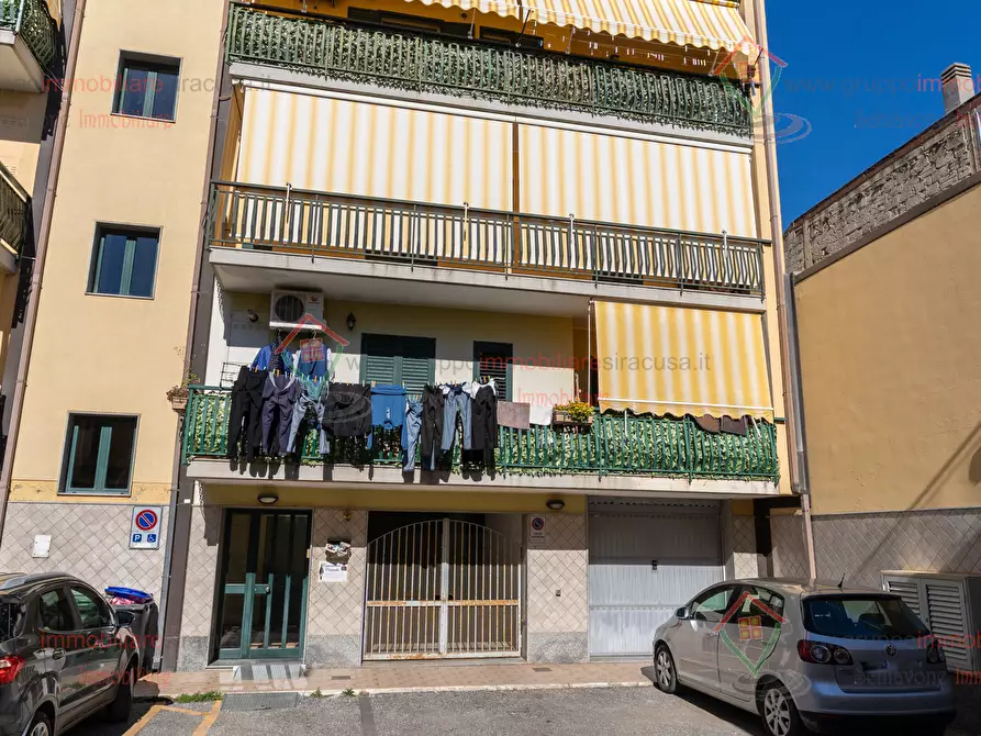 Immagine 2 di Quadrilocale in vendita  a Floridia