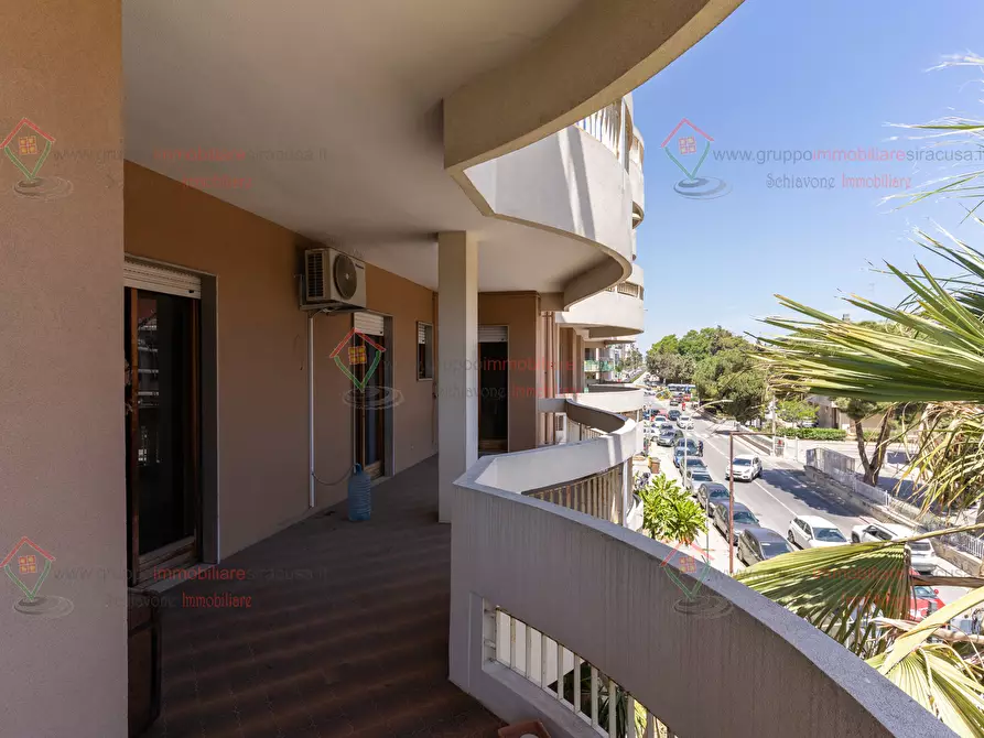 Immagine 24 di Pentalocale in vendita  a Siracusa