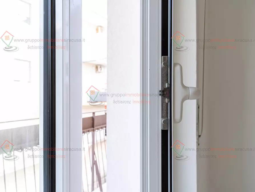 Immagine 17 di Quadrilocale in vendita  a Siracusa