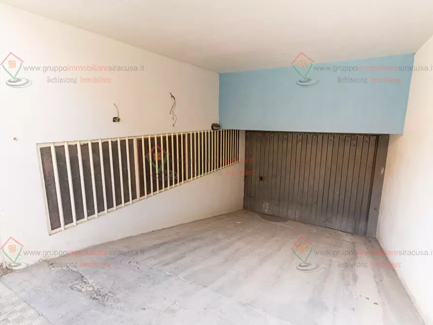 Immagine 40 di Casa indipendente in vendita  a Siracusa