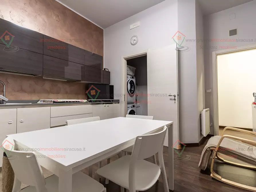 Immagine 5 di Pentalocale in vendita  a Siracusa