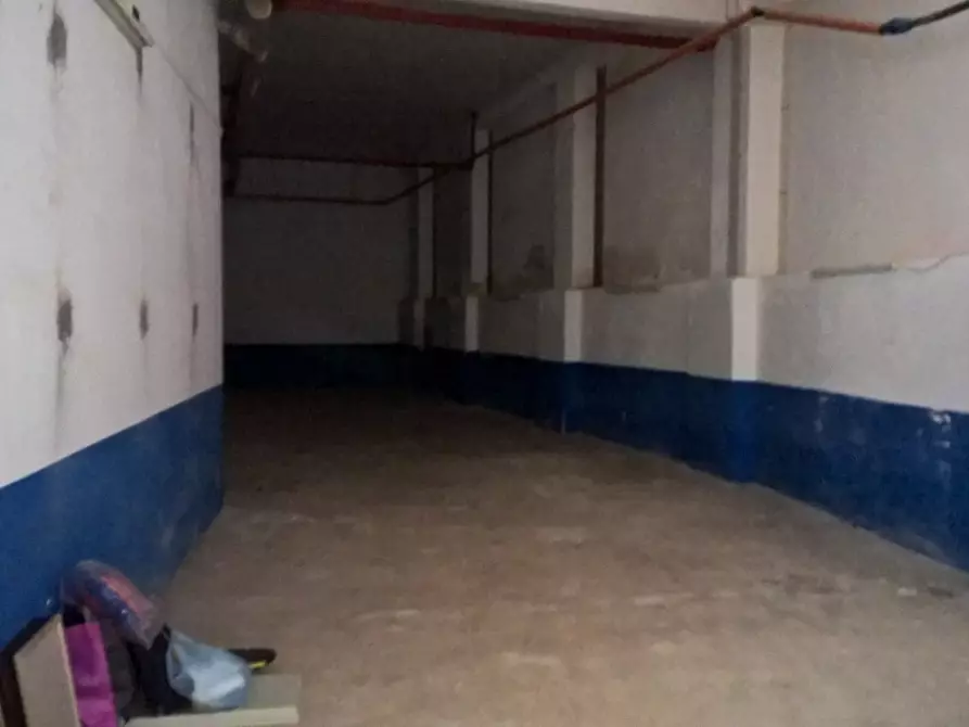 Immagine 6 di Magazzino in vendita  a Siracusa