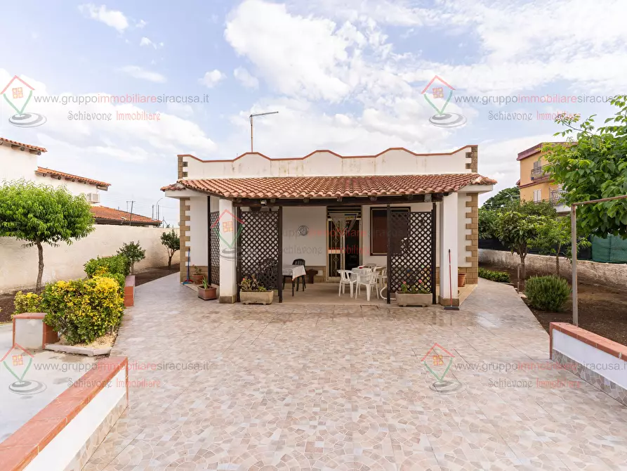 Immagine 18 di Casa indipendente in vendita  a Siracusa