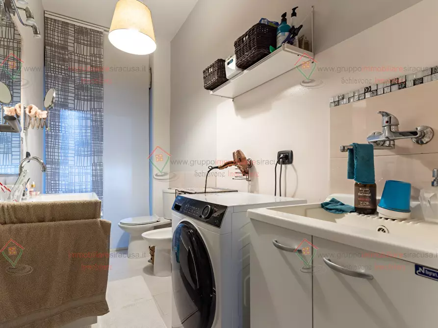 Immagine 7 di Trilocale in vendita  a Siracusa