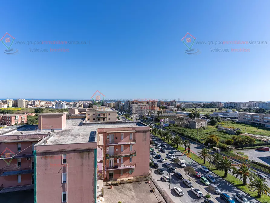 Immagine 1 di Quadrilocale in vendita  a Siracusa
