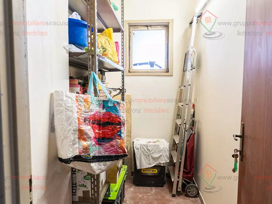 Immagine 26 di Quadrilocale in vendita  a Siracusa