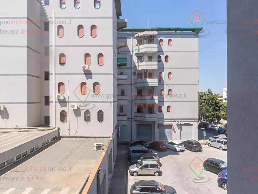 Immagine 24 di Pentalocale in vendita  a Siracusa