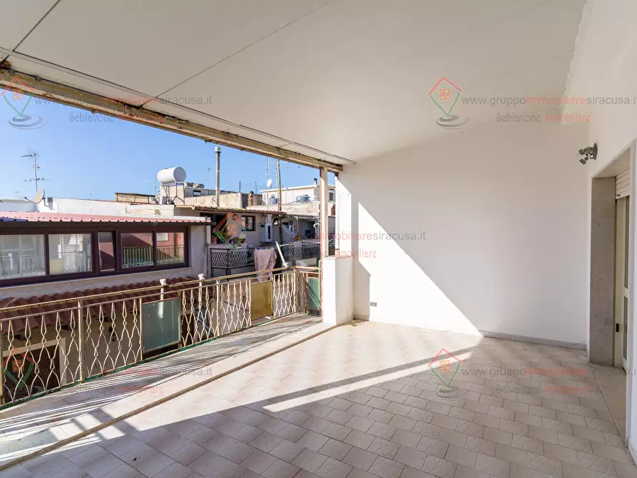 Immagine 17 di Attico in vendita  a Floridia