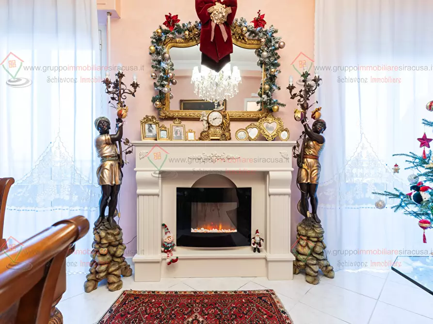 Immagine 5 di Pentalocale in vendita  a Siracusa