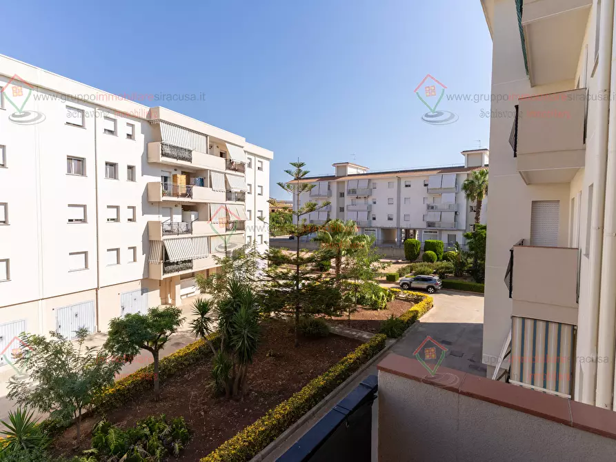 Immagine 29 di Pentalocale in vendita  a Siracusa