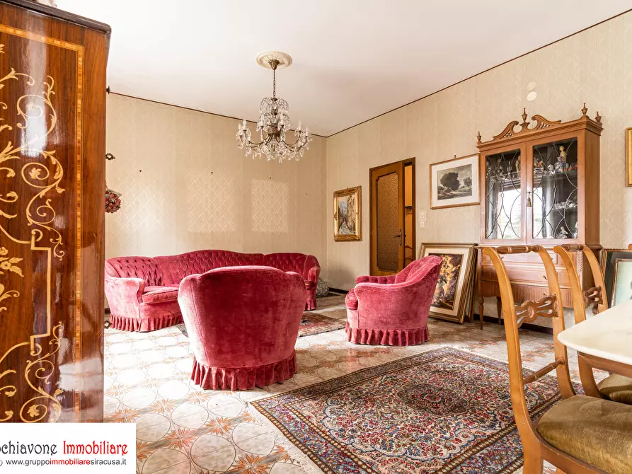 Immagine 5 di Appartamento in vendita  a Siracusa