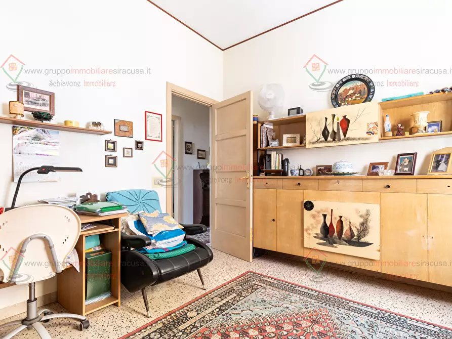 Immagine 15 di Quadrilocale in vendita  a Siracusa