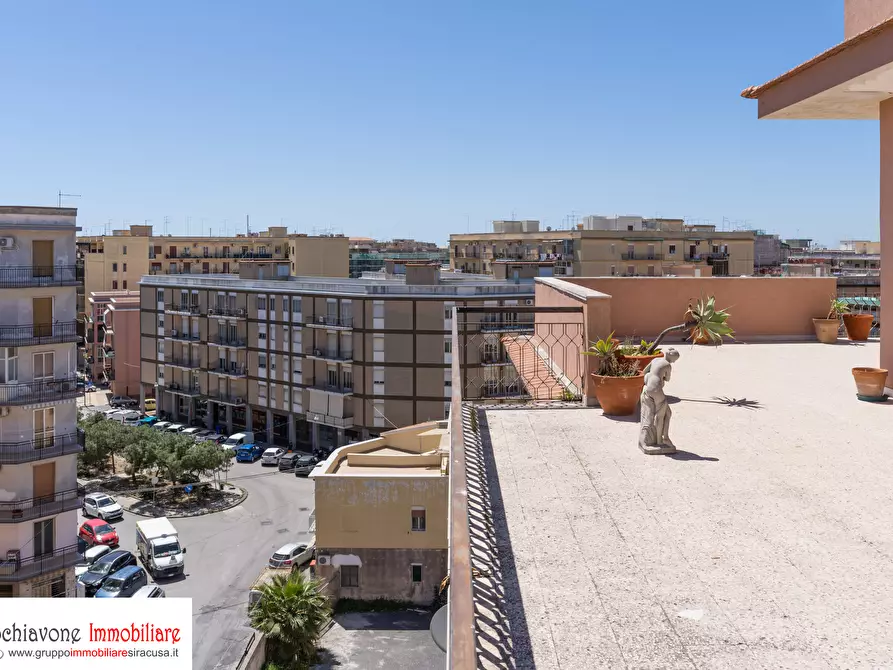Immagine 26 di Attico in vendita  a Siracusa