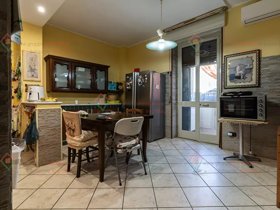 Immagine 6 di Quadrilocale in vendita  a Siracusa