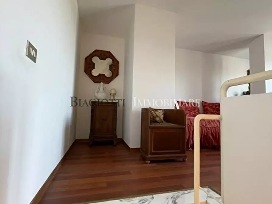 Immagine 27 di Casa semindipendente in vendita  a Livorno