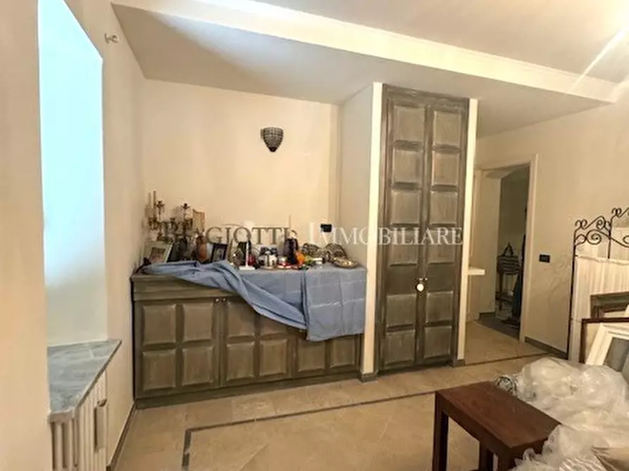 Immagine 12 di Casa semindipendente in vendita  a Livorno