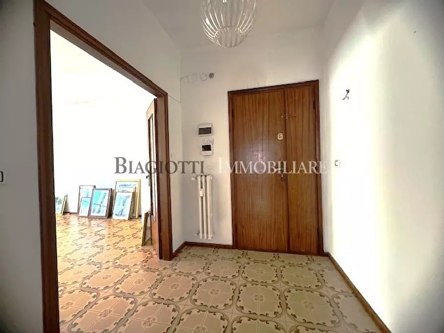 Immagine 8 di Quadrilocale in vendita  a Livorno