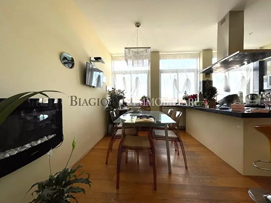 Immagine 3 di Attico in vendita  a Livorno