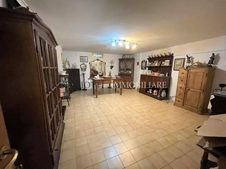 Immagine 32 di Casa semindipendente in vendita  a Livorno