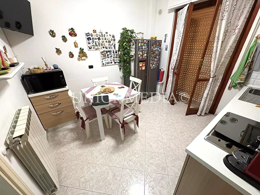 Immagine 4 di Appartamento in vendita  in piazza martiri della liberta 20 a Sarzana