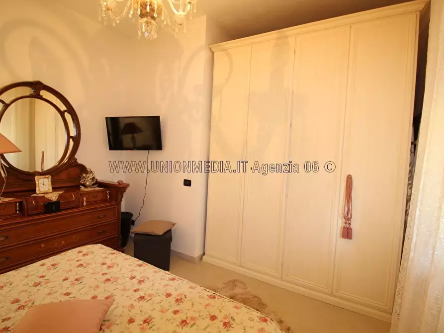 Immagine 20 di Appartamento in vendita  a Sarzana