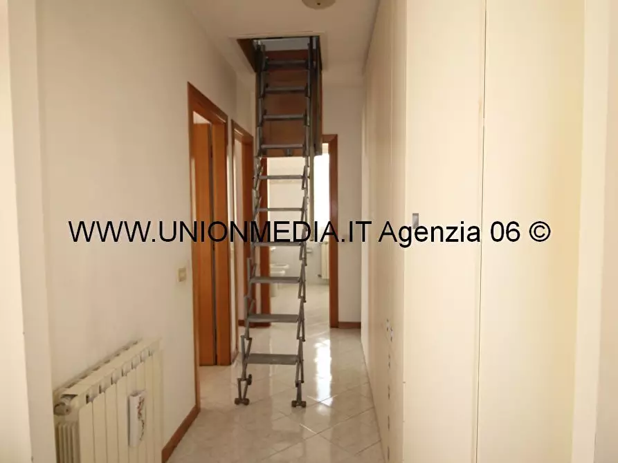 Immagine 12 di Appartamento in vendita  a Ameglia