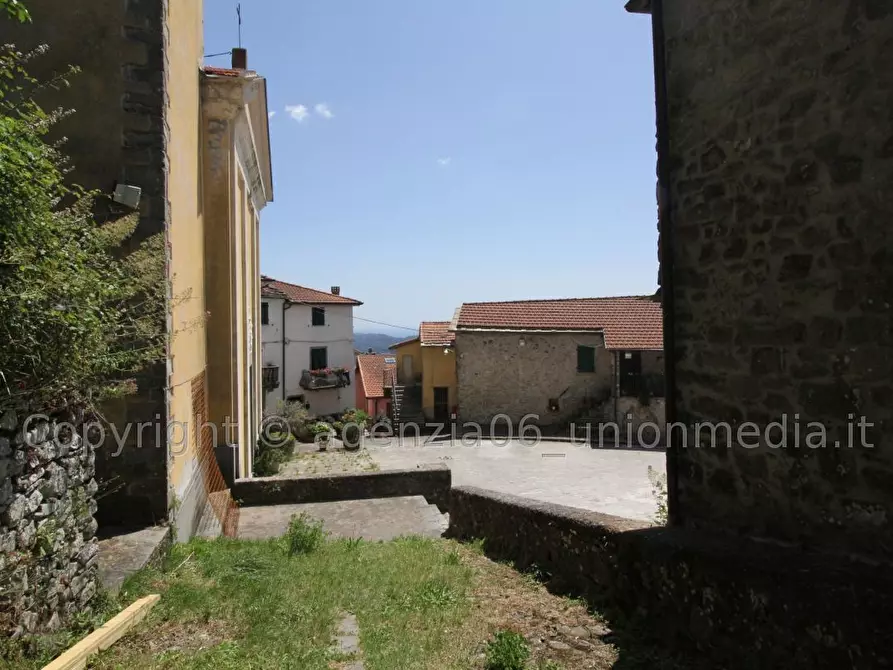 Immagine 18 di Appartamento in vendita  a Calice Al Cornoviglio