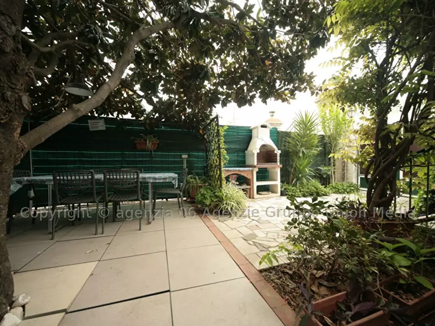 Immagine 28 di Casa semindipendente in vendita  a Sarzana