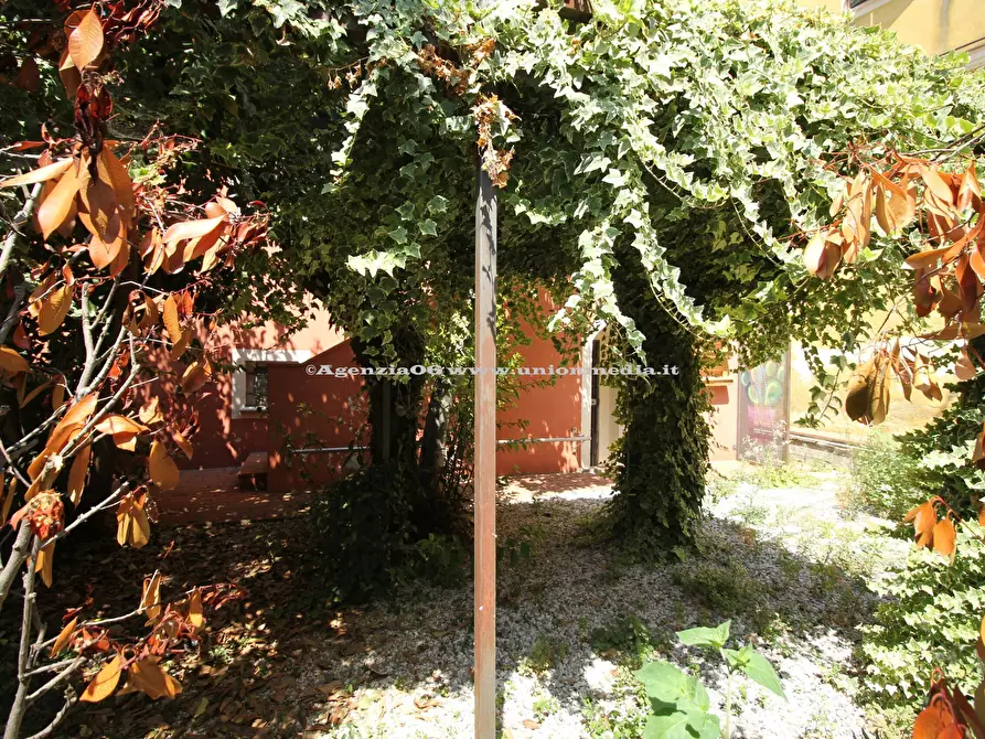 Immagine 32 di Casa semindipendente in vendita  a Sarzana