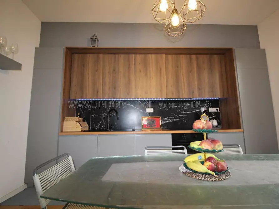 Immagine 6 di Appartamento in vendita  a Vezzano Ligure