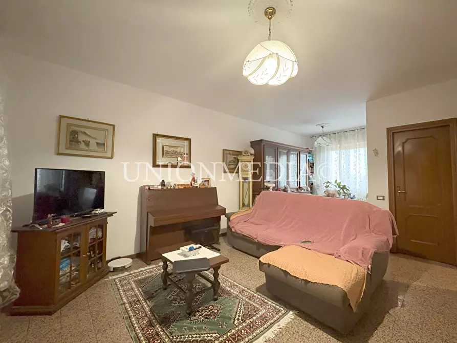 Immagine 21 di Villetta a schiera in vendita  in Via M. Castagnaro a Santo Stefano Di Magra