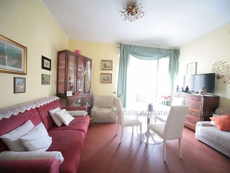 Immagine 12 di Casa bifamiliare in vendita  a Sarzana