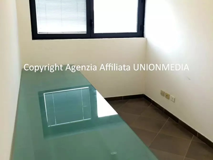 Immagine 20 di Ufficio in vendita  in Via Variante Aurelia a Sarzana