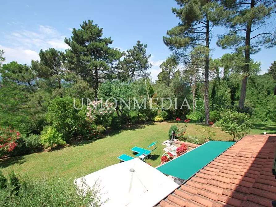 Immagine 51 di Villa in vendita  in Via cappuccini a Sarzana