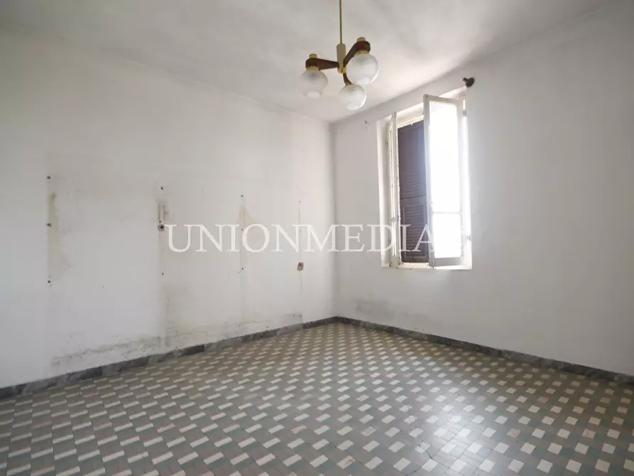 Immagine 36 di Appartamento in vendita  in Via Matteotti 8 a Vezzano Ligure