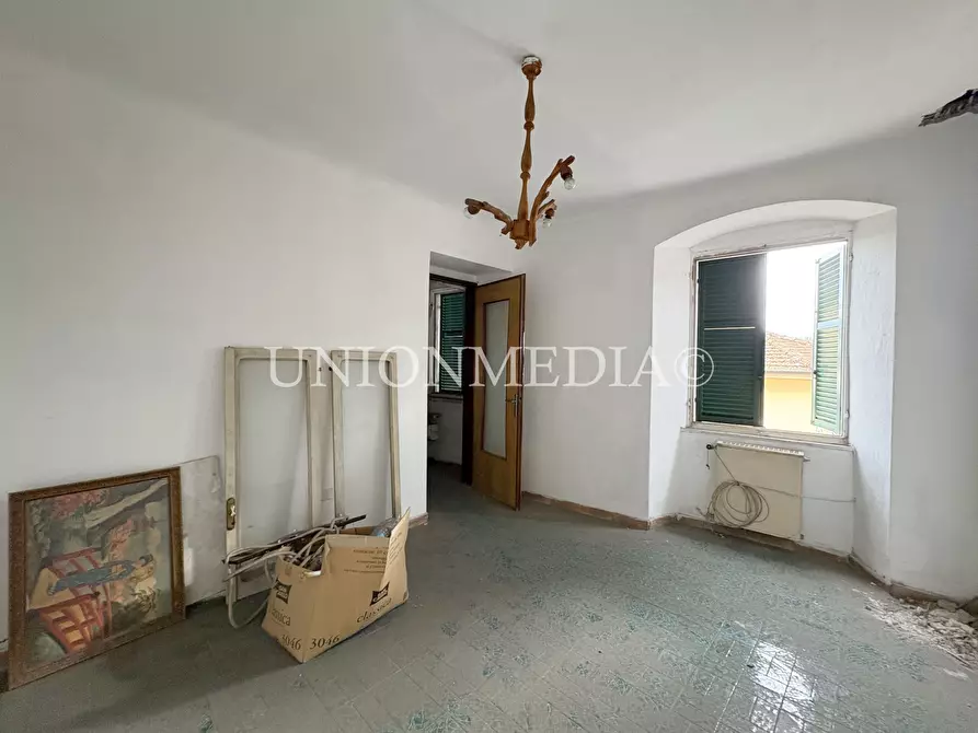 Immagine 3 di Appartamento in vendita  in Via Porta Parma 12 a Sarzana
