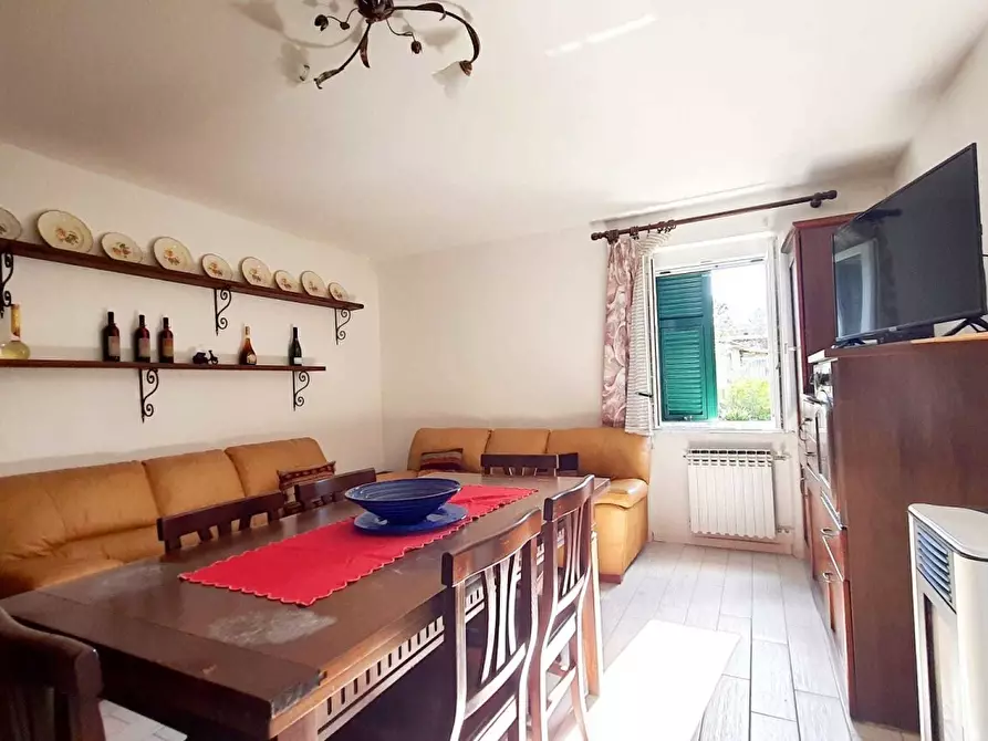 Immagine 11 di Casa bifamiliare in vendita  in Via SARZANELLO a Sarzana