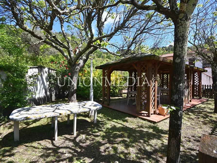 Immagine 6 di Casa indipendente in vendita  a Sarzana