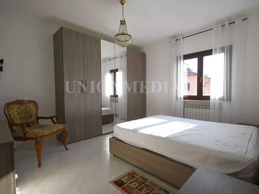 Immagine 11 di Appartamento in vendita  in Via Castiglioni a Santo Stefano Di Magra