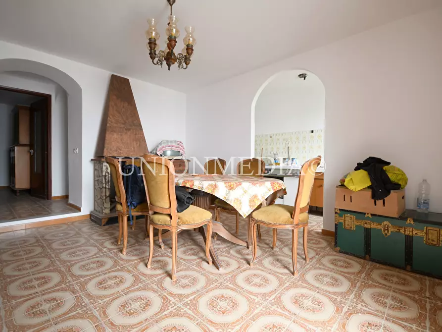 Immagine 3 di Appartamento in vendita  in tendola a Fosdinovo