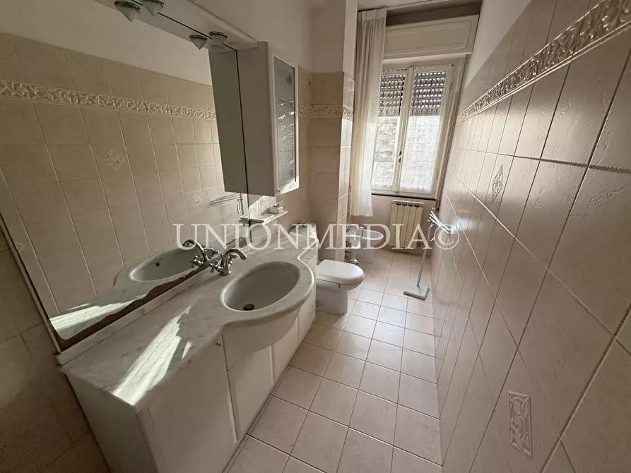 Immagine 19 di Appartamento in vendita  in Via Porta Parma 12 a Sarzana