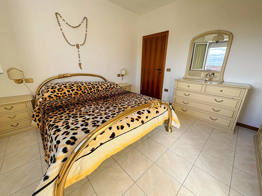 Immagine 14 di Trilocale in vendita  in VIA MARVELLI 7 a Rimini