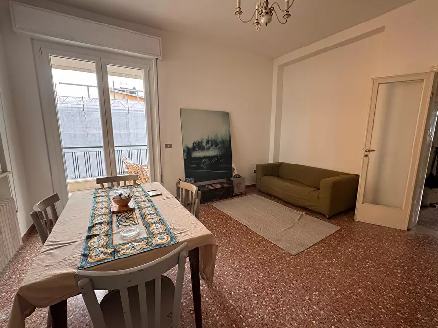 Immagine 5 di Trilocale in vendita  in Viale Carlo Goldoni 1 a Rimini