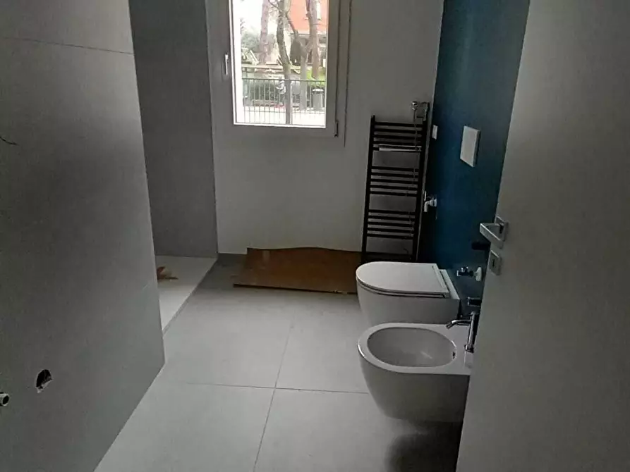 Immagine 12 di Quadrilocale in vendita  in Via della Fiera 85 a Rimini